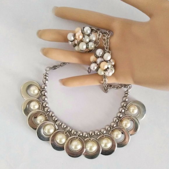 Vintage Jewelry - Vintage Pearl Cluster Earrings Statement Necklace
